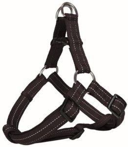 TRIXIE Geschirr Softline Reflect Stripe XL 80-100cm/25mm schwarz für Hunde